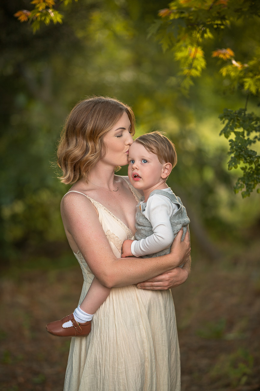 Perth mum holding her toddler during family photoshoot
