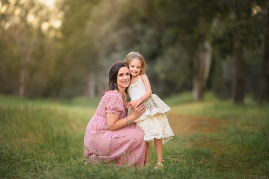 Outdoor family photos in Perth